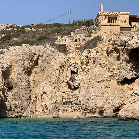 Casa de Férias Titans Sea Cabin With Private Beach - Karpathos Island Amoopi