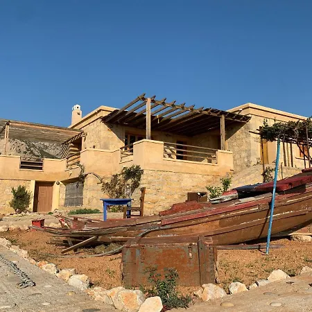 Titans Sea Cabin With Private Beach - Karpathos Island Ferienhaus *